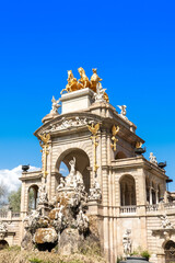 Fototapeta premium A detailed view of the top of the cascading fountain in The Parc de la Ciutadella, Barcelona, Spain