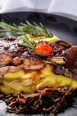 steak with potatoes
