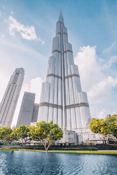 18 January 2023, Dubai, UAE: iconic Burj Khalifa, soaring high into the clear blue skies of Dubai, stands as a testament to human ingenuity and architectural excellence.