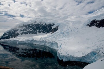 Fototapeta na wymiar Land, sea, and skycape from Antarctica