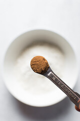 Teaspoon of cinnamon, Saigon cinnamon, cinnamon powder