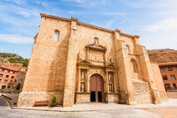 Fototapeta na wymiar Exterior view of Basilica Santa Maria in Daroca, Aragon, Spain