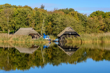 Bootshäuser am Hafen, Ostseebad Prerow, Mecklenburg-Vorpommern, Deutschland