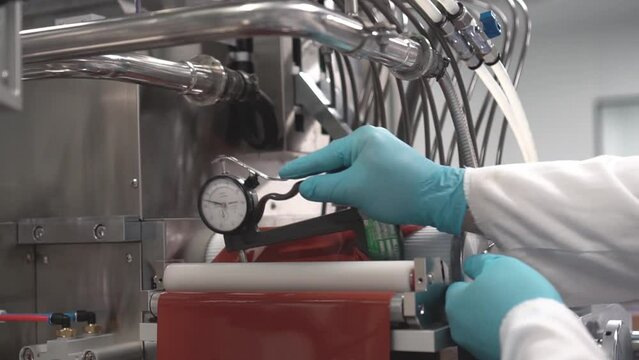 "How pharmaceutical drugs are made: a behind-the-scenes look"