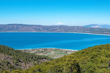 Fototapeta na wymiar the scenic view of Salda lake from the Tınaz Tepe (2079) m. in Yeşilova, Burdur