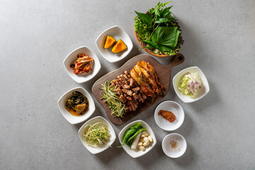 Fototapeta na wymiar Charcoal Grilled Spareribs Korean food dish meal Grilled Pork Belly Marinated Grilled Pig Skin Kimchi Stew stew, bean paste stew