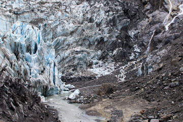 Fototapeta na wymiar melting of ice in franz josef glacier south land new zealand