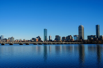Fototapeta na wymiar Boston waterfront from MIT and Harvard riverside