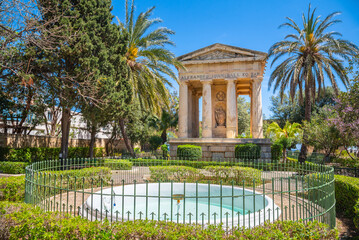 Lower Barrakka gardens and the monument to Alexander Ball in Valletta, Malta.