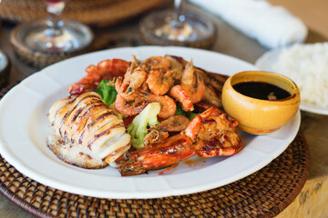Delicious grilled squid with seafood