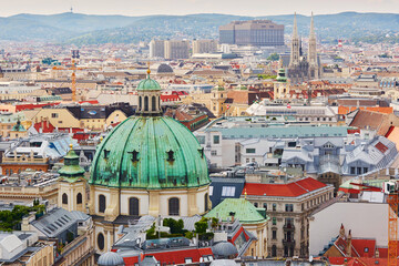 Fototapeta na wymiar Aerial view of city center of Vienna