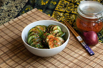 chinese cucumber salad - chinesischer gurkensalat