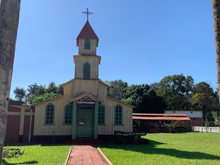 Capela de Nossa Senhora de Częstochowa em Wanda na Argentina © Camille Santos