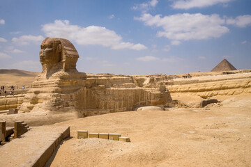 Vista panor&aacute;mica de la Esfinge en Giza en El Cairo, Egipto