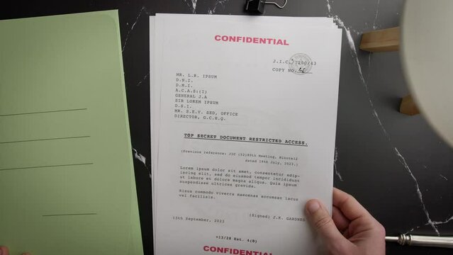 Very confidential documents extracted from a folder