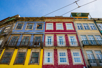 Fototapeta na wymiar Dans les rues de Porto