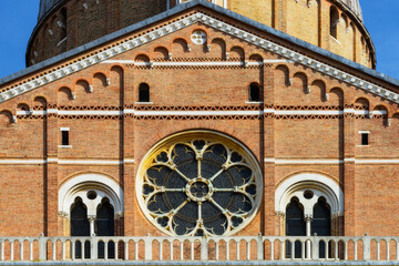 Obraz premium Pontifical Basilica of Saint Anthony of Padua (Basilica of Saint Anthony of Padua) close-up in Padova, Veneto region, Italy