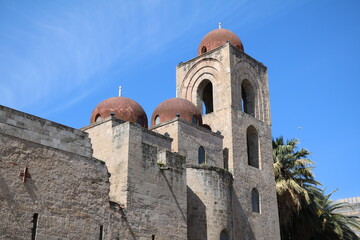 Fototapeta na wymiar Church San Giovanni degli Eremiti in Palermo, Sicily Italy