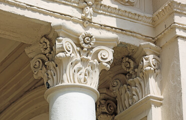 Cap of pillar in Corinthian order - San Diego, California