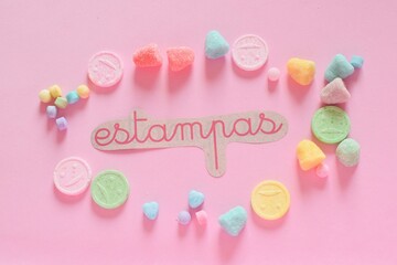 Bonita combinación de dulces, colores, y palabras