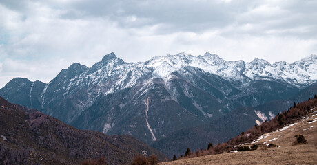 Obraz premium landscape with snow and mountains