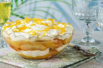 Lemon trifle with limoncello liqueur - obrazy, fototapety, plakaty