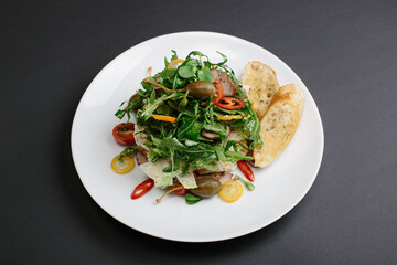 salad with shrimp