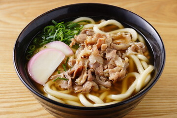 肉うどん　日本食