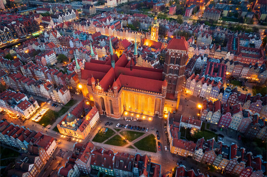 St. Mary's Basilica of the Assumption of the Blessed Virgin Mary in Gdańsk, Poland © Szymon