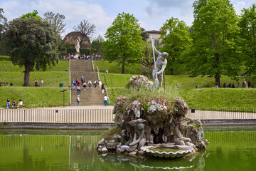 Vasca del Nettuno, Giardino di Boboli (Boboli Gardens) in Florence, Italy  © Paolo
