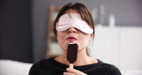 Blind Taste. Blindfolded Food Test