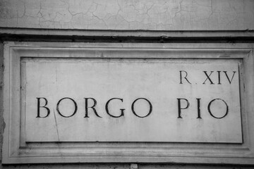 Obraz premium Street Plate of Borgo Pio, Vatican, Rome 