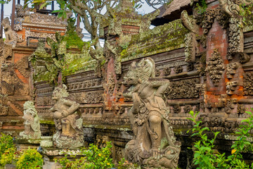 Fototapeta na wymiar The exquisite beauty of the Batuan temple (Pura Puseh Batuan), 10th c., Ubud, Bali, Indonesia