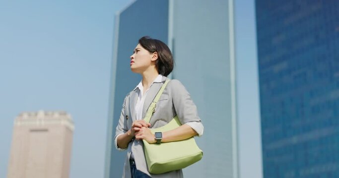 confused business woman