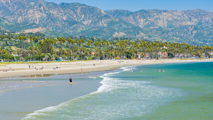 California-Santa Barbara-Santa Barbara  Beach - obrazy, fototapety, plakaty
