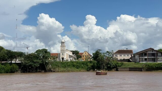 Fahrt auf dem Amazonas