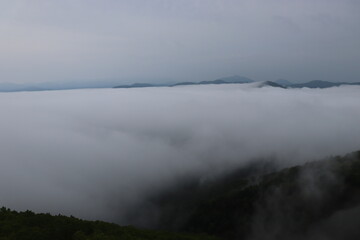 sea ​​of ​​clouds