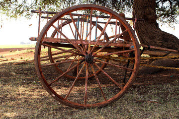 Obraz premium Empty Vintage Wagon Cart, Karnataka
