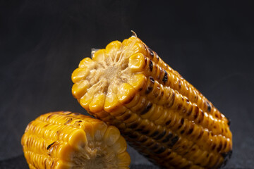 焼きとうもろこし