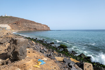 le rivage de l'océan atlantique africain dans la ville de Dakar au Sénégal