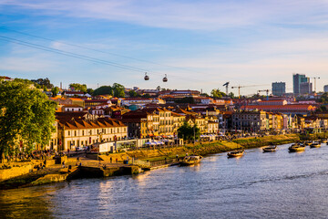 Les quais de Gaia et le Douro à Porto