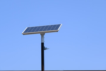 ソーラーパネル　照明