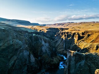 Kanion Fjaðrárgljúfur, Islandia - obrazy, fototapety, plakaty