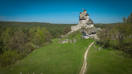 Fototapeta na wymiar Castle in the village of Bobolice, Poland.