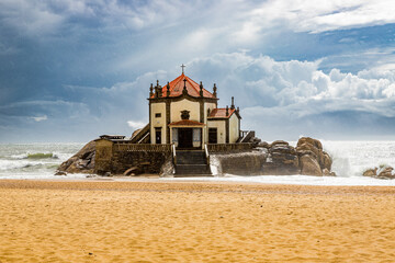 La chapelle de Senhor da Pedra &agrave; Gaia pr&egrave;s de Porto