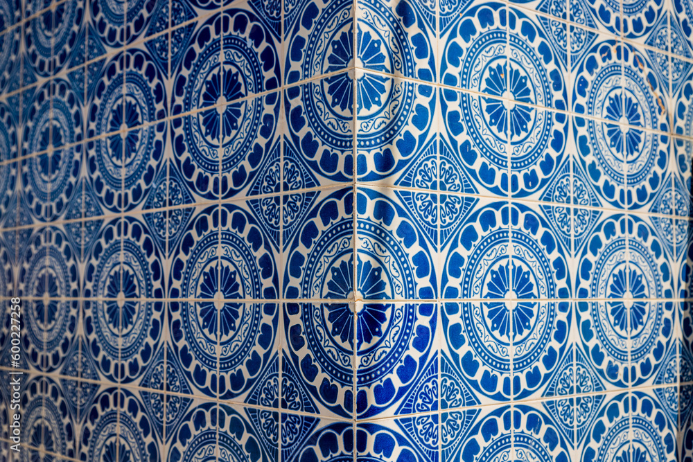 Poster Azulejos sur un immeuble à Aveiro au Portugal