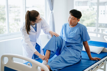 Doctor consulting with patient Back problems Physical therapy concept.