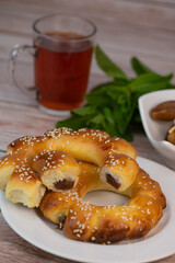 Recipe Maarouk of Aleppo, soft brioche with date paste, High quality photo