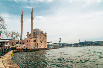 Naklejka premium Ortakoy mosque and Bosporus Bridge view from Istanbul