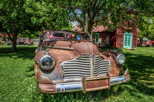 CARTHAGE, MISSOURI, USA - MAY 11, 2016 : Classic 1940 Buick Eight located near historic Route 66 in Missouri.